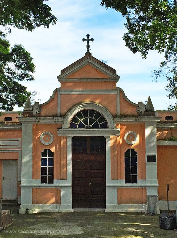 Capela do Cemitério Santana Chora Menino